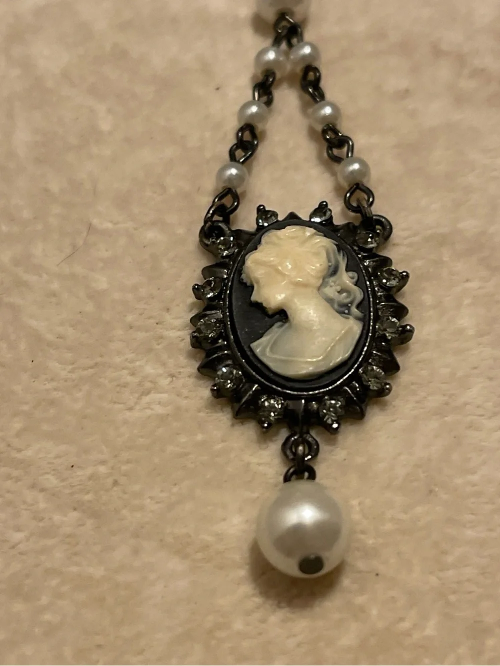 Pearl Drop Cameo Pendant Necklace - Women Jewelry 1928